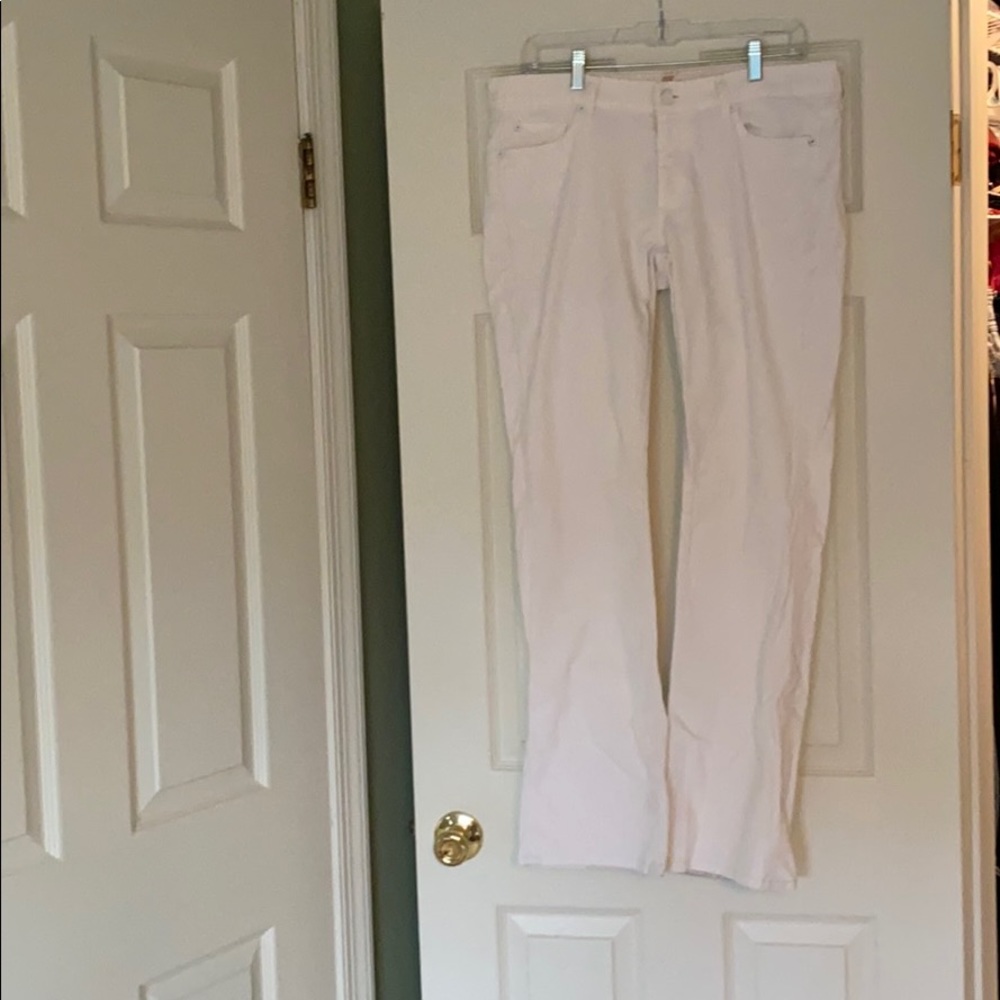 7 for All Mankind white bootcut jeans size 31